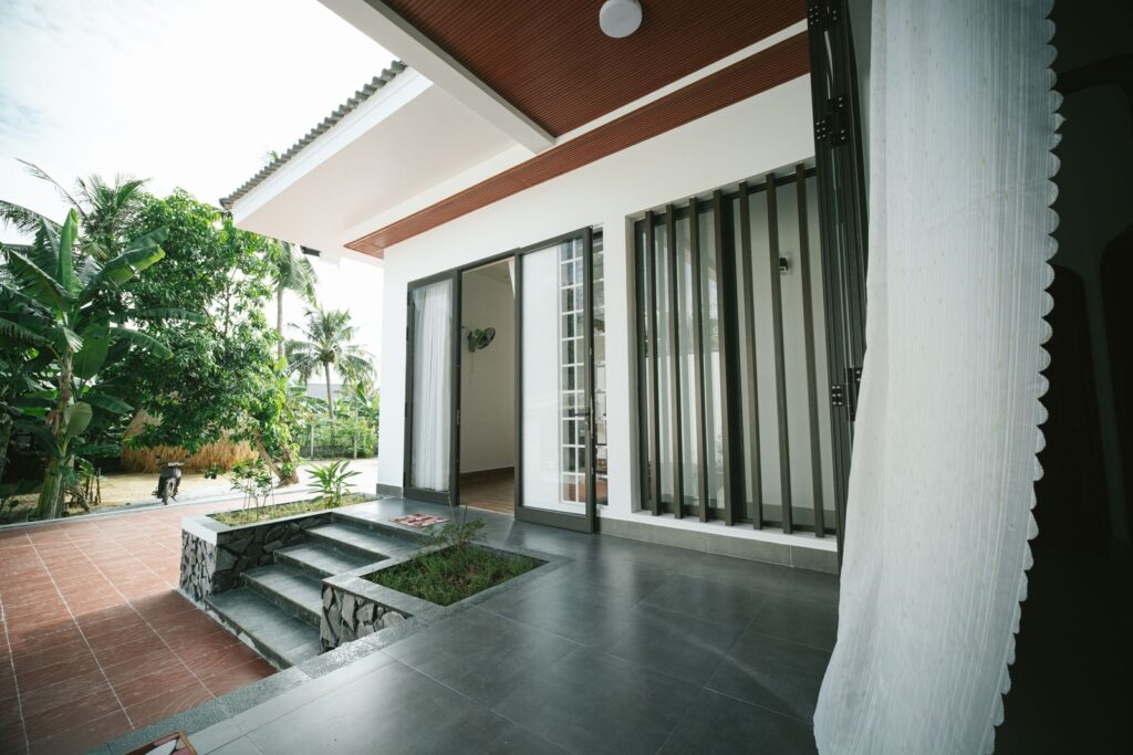 4 bedroom family house with garden in Mikocheni photo 1